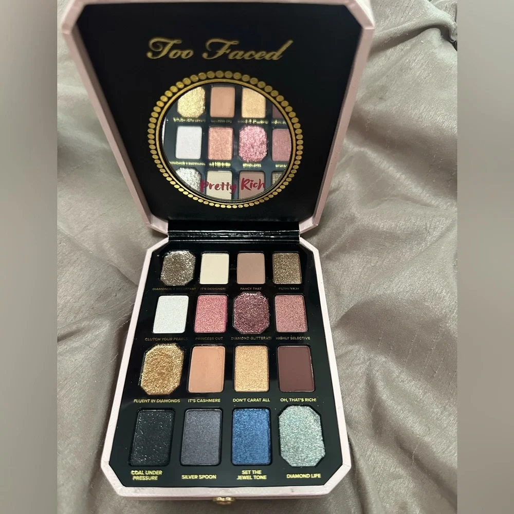 Too Faced Pretty Rich Palette 💎